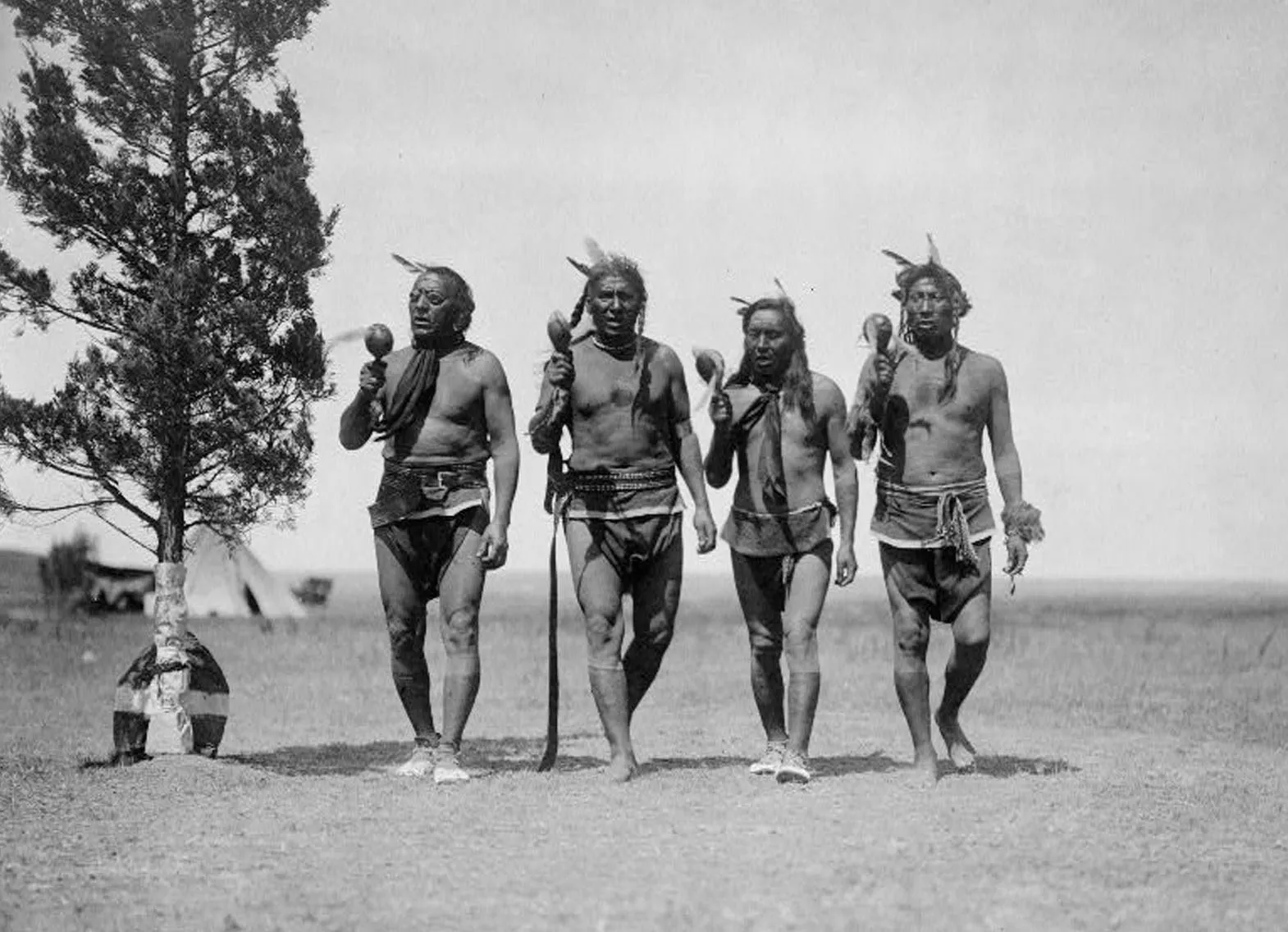 to show the Arikara tribe men